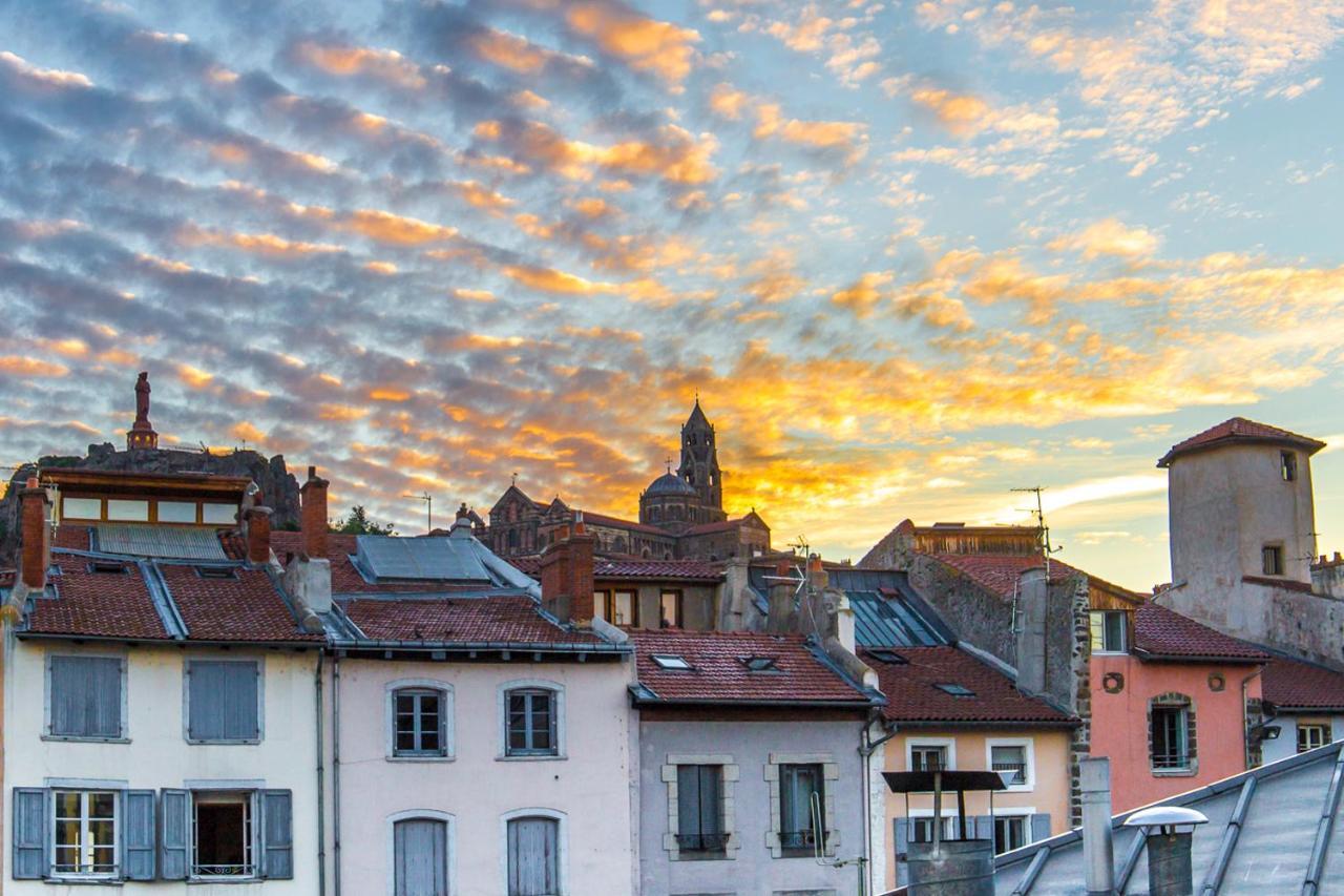 Holiday home Garage, 2 Chambres, Balneo, 2 Sdb, 2Wc, Vue Sur Les Monuments Le Puy-en-Velay